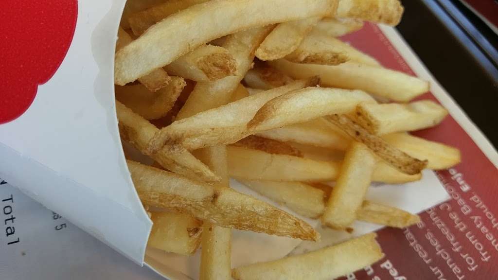 Wendys | 2243 Loveridge Rd, Pittsburg, CA 94565, USA | Phone: (925) 427-7058