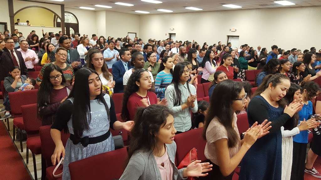 Iglesia de Jesucristo camino al Padre | 1202 Spears-Gears Rd, Houston, TX 77067 | Phone: (832) 731-4229