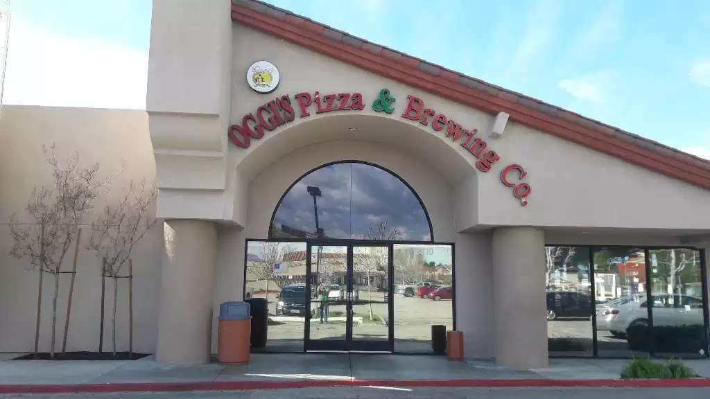 Oggis Pizza & Brewing Co | 18810 Soledad Canyon Rd, Santa Clarita, CA 91351, USA | Phone: (661) 252-7883