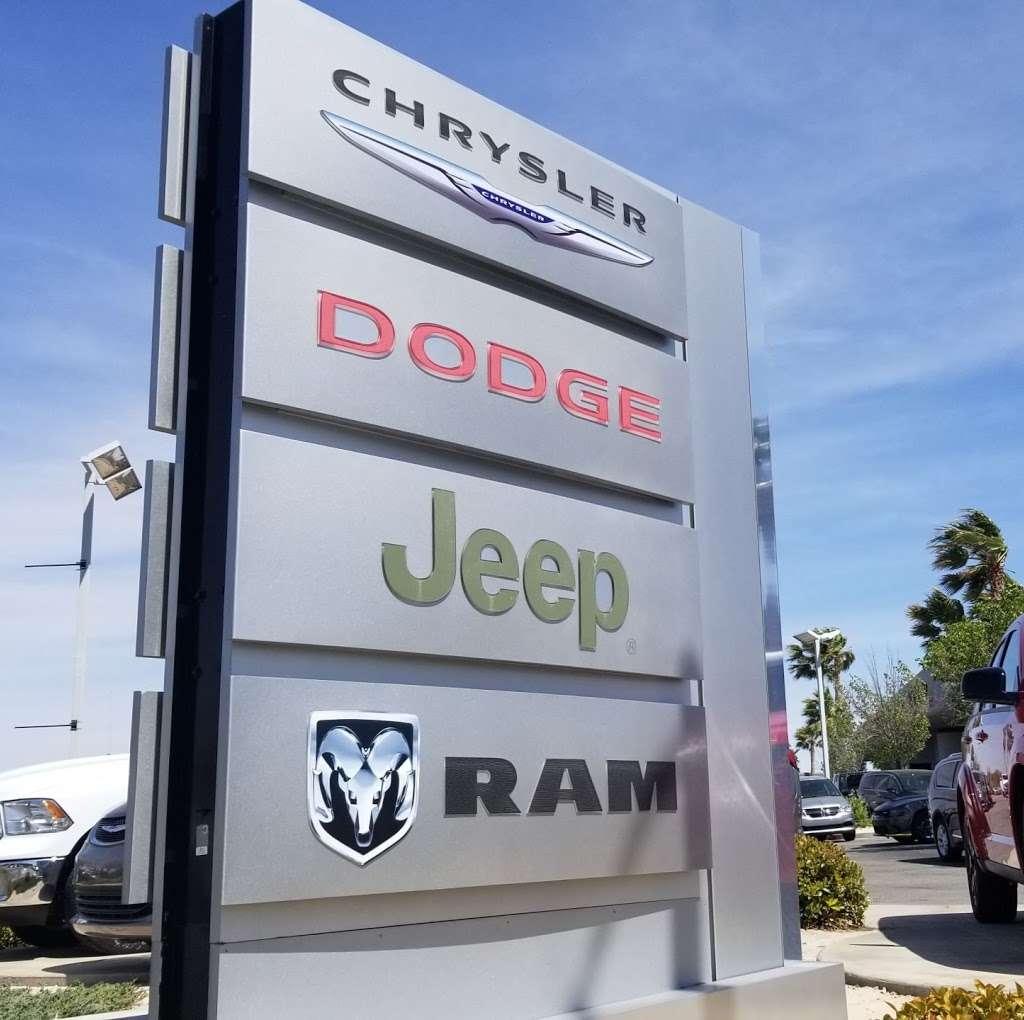 Hunter Dodge Chrysler Jeep Ram Fiat | 1130 Auto Mall Dr, Lancaster, CA 93534, USA | Phone: (661) 948-8411