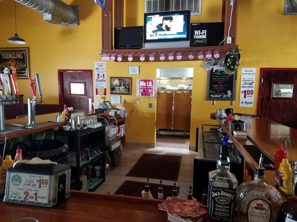 Jabbers Bar & Grill | 4365 Grissom Pkwy, Cocoa, FL 32926, USA | Phone: (321) 638-4130
