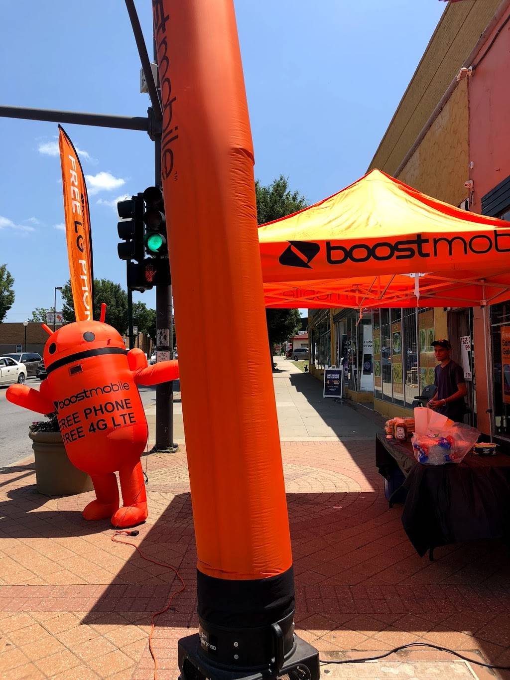 Boost Mobile | 2601 Independence Ave, Kansas City, MO 64124, USA | Phone: (816) 368-8461