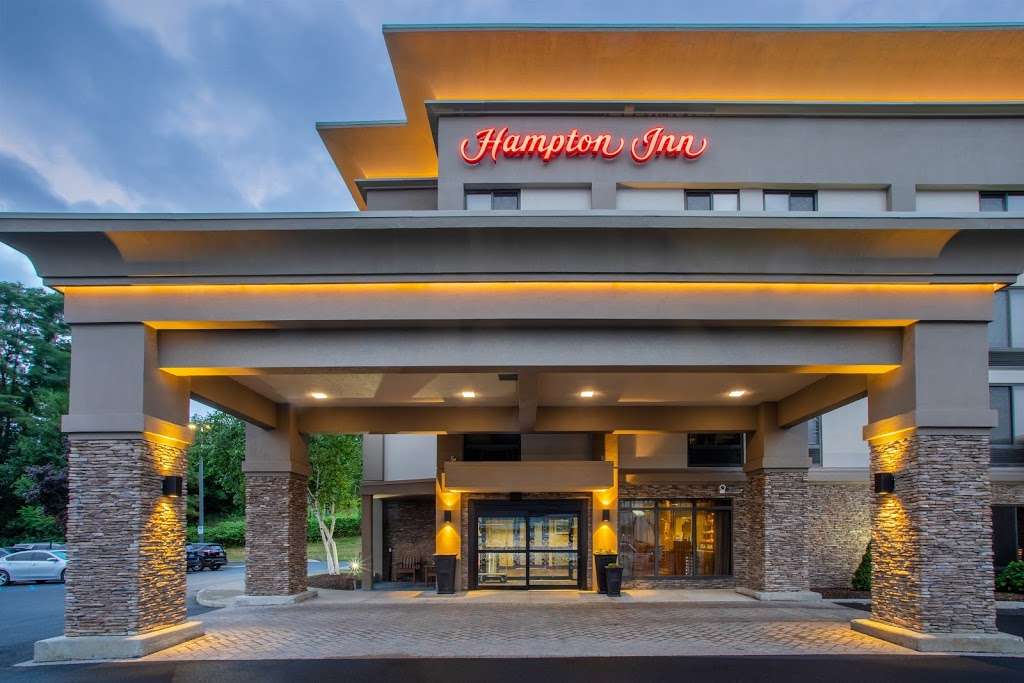 Hampton Inn Fishkill | 544 Route 9, Fishkill, NY 12524, USA | Phone: (845) 896-4000