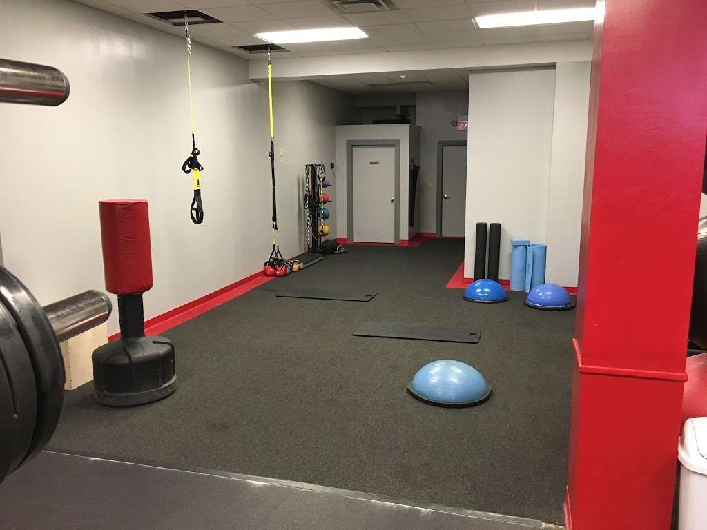 Snap Fitness | 7226 W North Ave, Wauwatosa, WI 53213, USA | Phone: (414) 259-1300