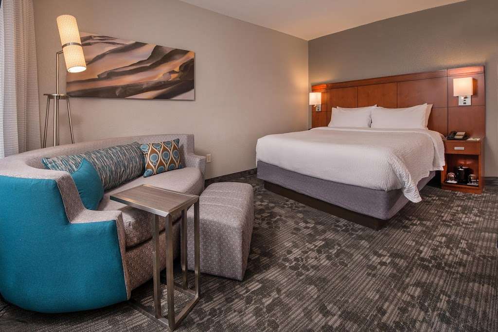 Courtyard by Marriott Dulles Town Center | 45500 Majestic Dr, Dulles, VA 20166, USA | Phone: (571) 434-6400