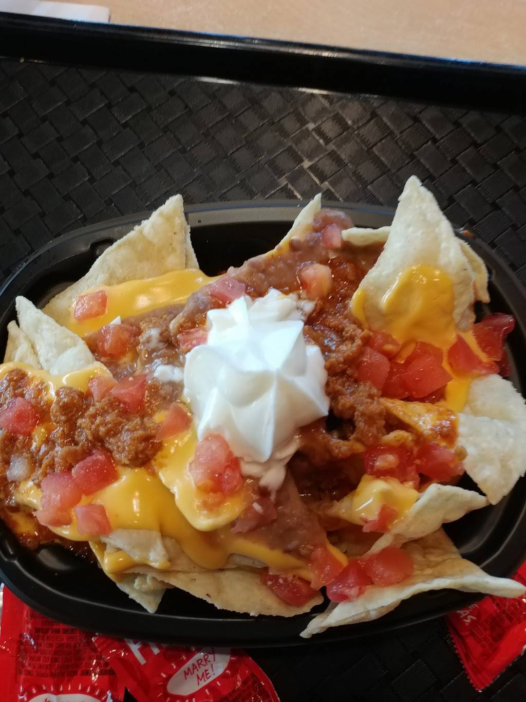 Taco Bell | 6810 Central Ave SW, Albuquerque, NM 87121, USA | Phone: (505) 839-4061