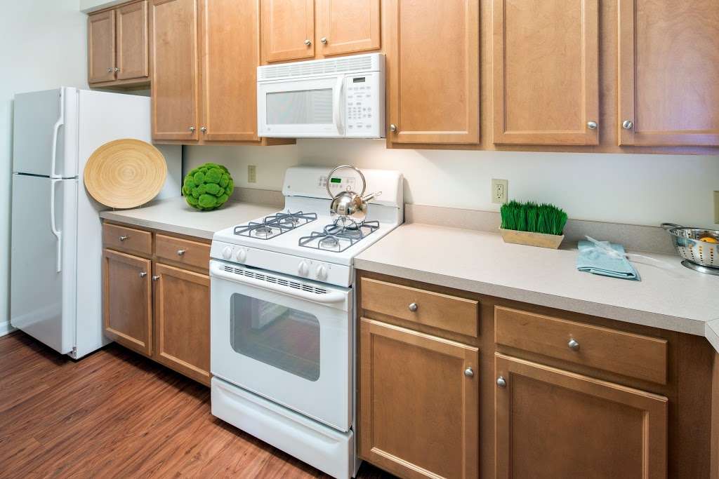 Riverside Station Apartments | 14110 Big Crest Ln, Woodbridge, VA 22191 | Phone: (703) 997-0874