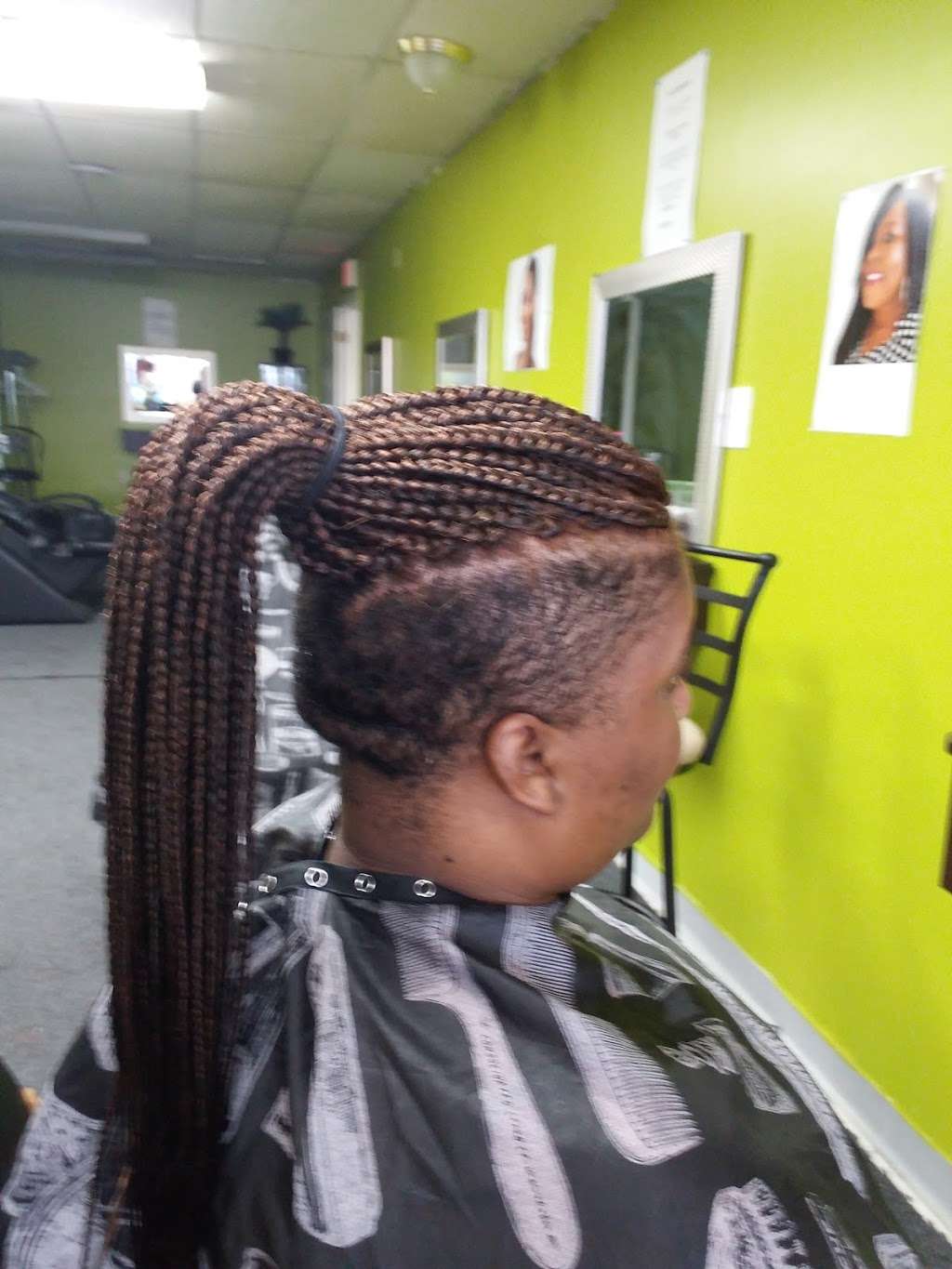 WChairbraiding crain highway Upper Marlboro Md USA | 5749 Crain Hwy, Upper Marlboro, MD 20772 | Phone: (301) 316-4448