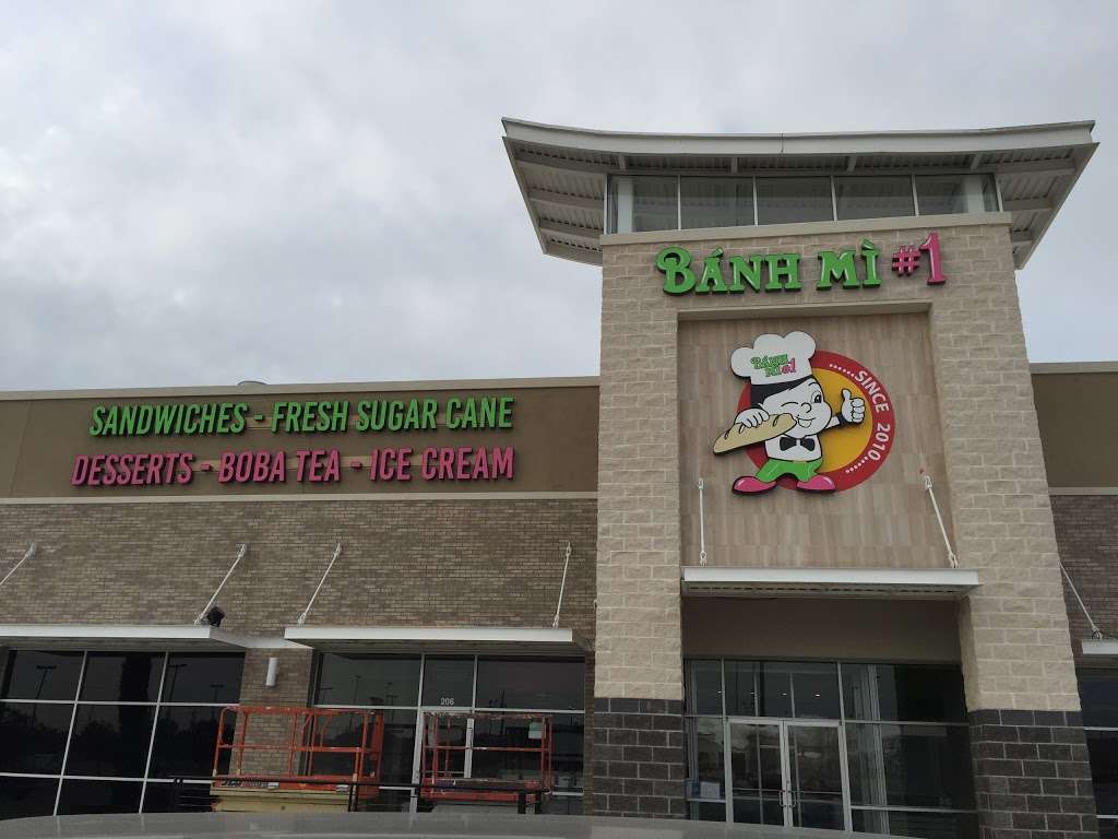 Banh Mi Number 1 | 2625 W Pioneer Pkwy #206, Grand Prairie, TX 75051, USA | Phone: (972) 975-5159