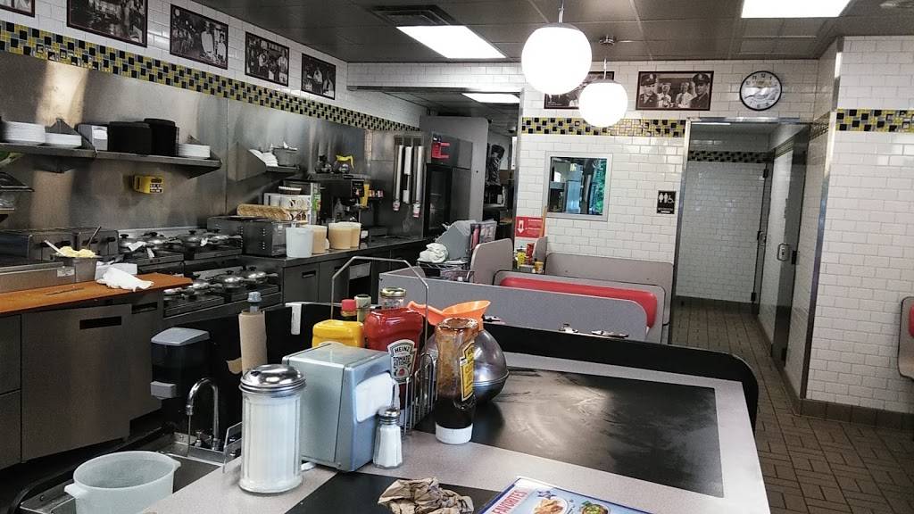 Waffle House | 3800 Flat Shoals Rd, Union City, GA 30291, USA | Phone: (770) 964-4460