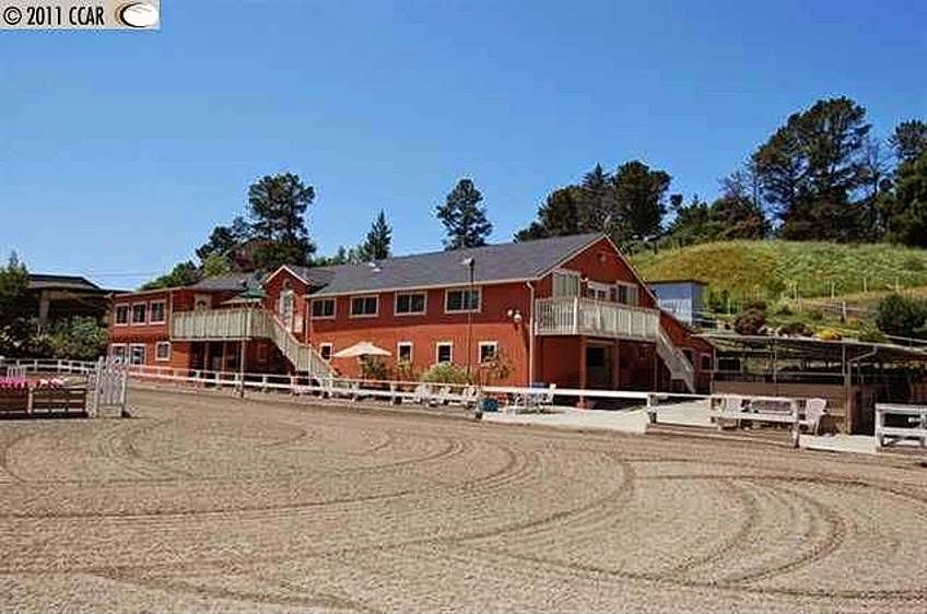 Kenilworth Stables | 5745 Redwood Rd, Oakland, CA 94619, USA | Phone: (510) 531-5745