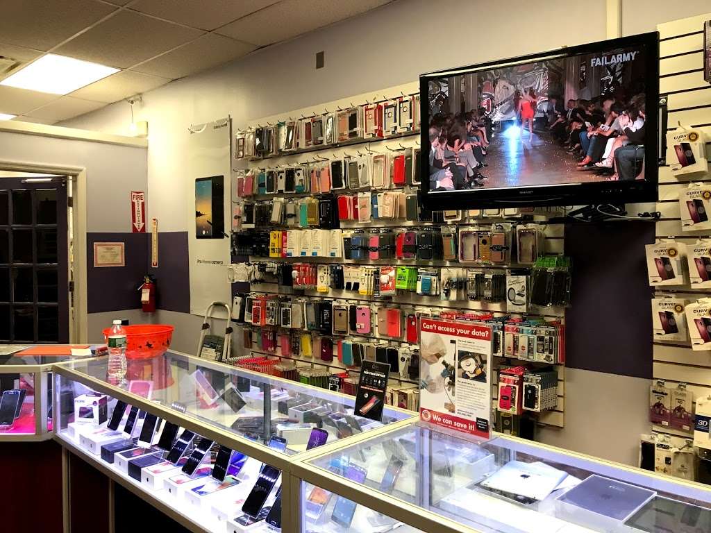 Phone Repair of Sayreville Plaza | 960 U.S. 9 #116, South Amboy, NJ 08879, USA | Phone: (908) 248-2500