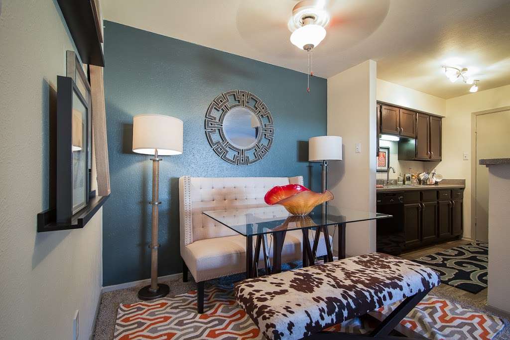 Windridge Apartments | 2301 Avenue H E, Grand Prairie, TX 75050 | Phone: (972) 988-1171