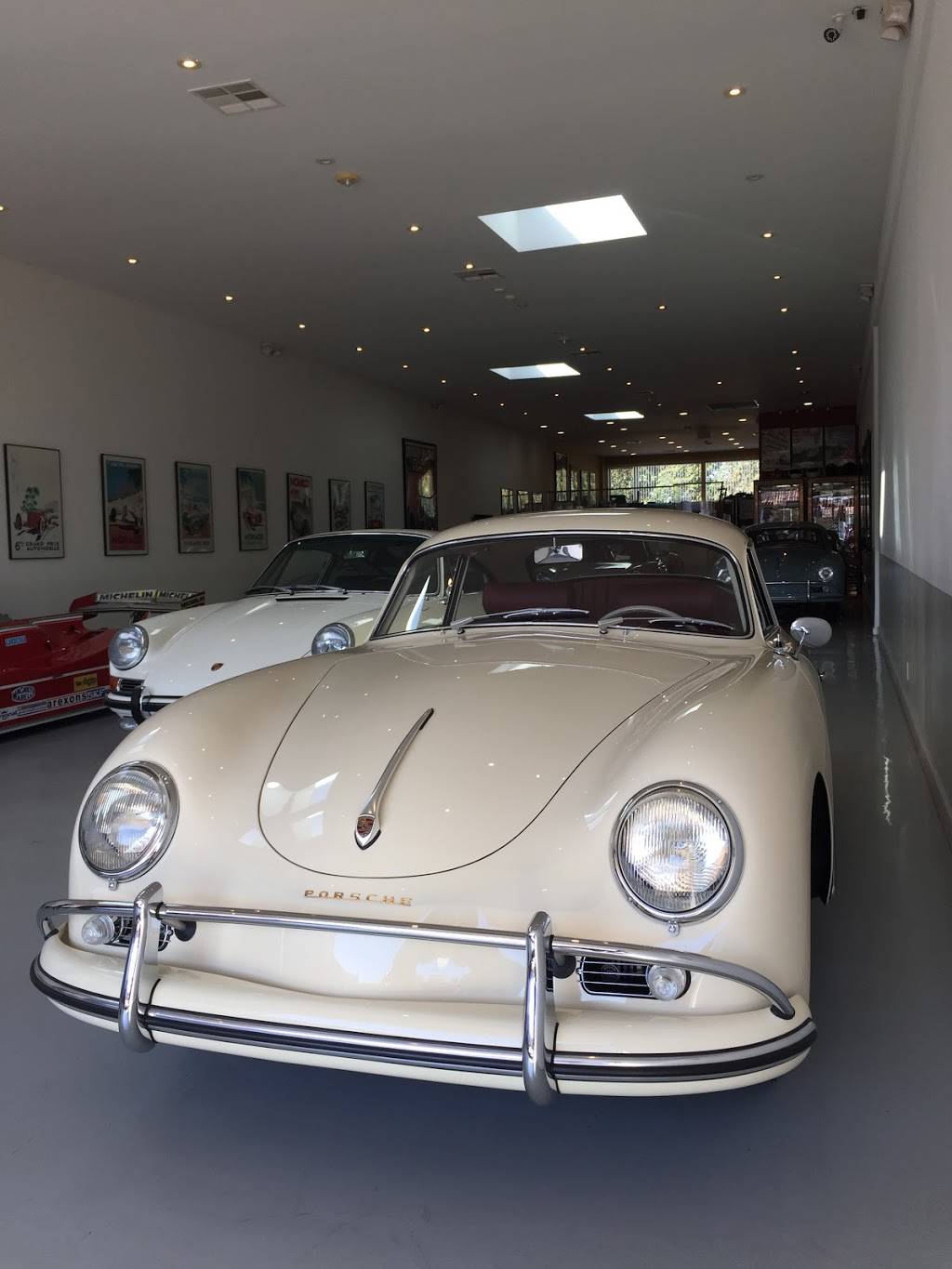 GRAND PRIX CLASSICS | 7456 La Jolla Blvd, La Jolla, CA 92037, USA | Phone: (858) 459-3500