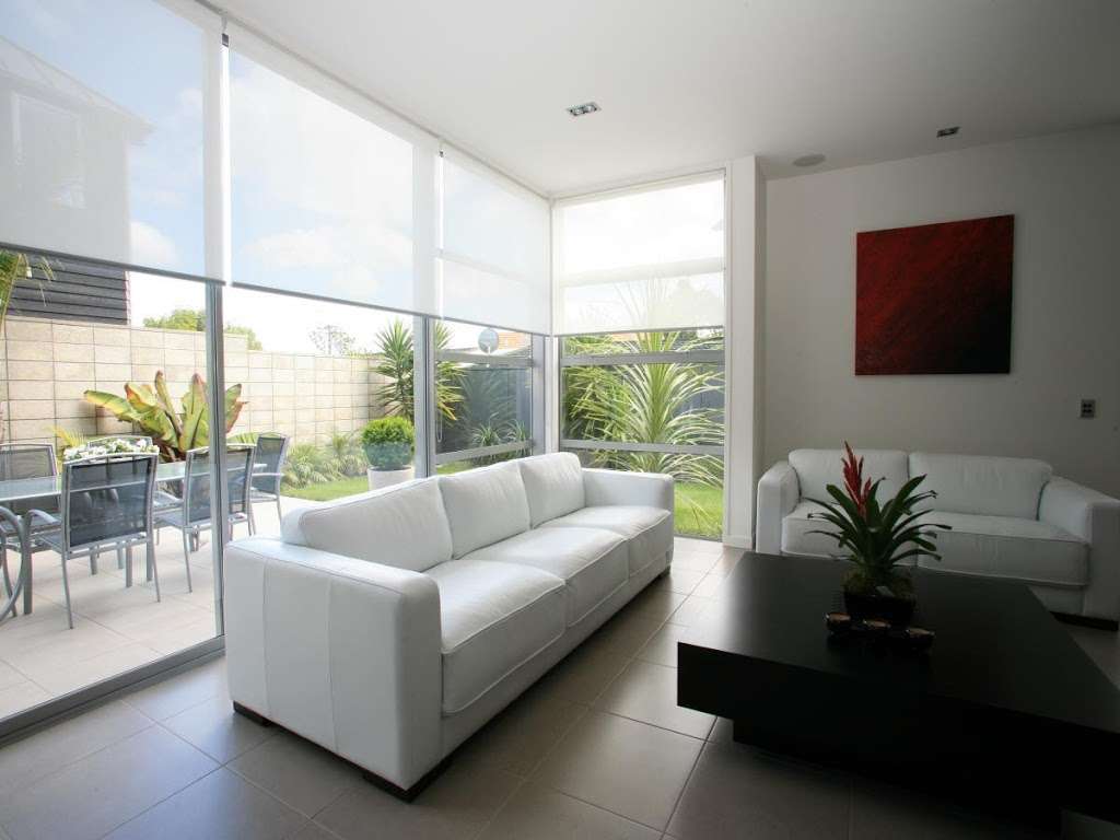 BLINDS SHADES AND SHUTTERS | Collins Ave, Sunny Isles Beach, FL 33160, USA | Phone: (305) 735-9123