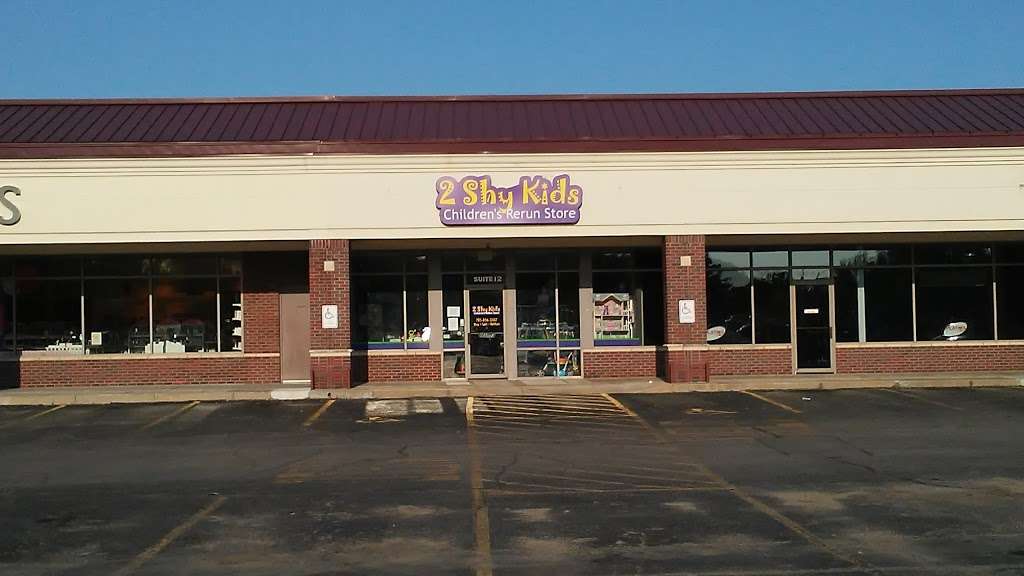 2 Shy Kids | 3514 Clinton Parkway #12, Lawrence, KS 66047, USA | Phone: (785) 856-2287