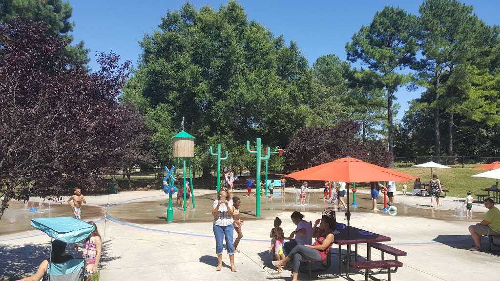 Village Park Splash Pad | 740 W C St, Kannapolis, NC 28081, USA | Phone: (704) 920-4343