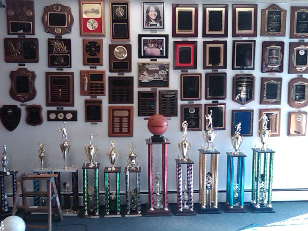 Ironbound Trophy Center | 435 S Main St, Forked River, NJ 08731, USA | Phone: (973) 344-3872