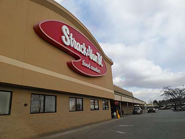 Strack & Van Til | 7760 E 37th Ave, Hobart, IN 46342 | Phone: (219) 962-1115