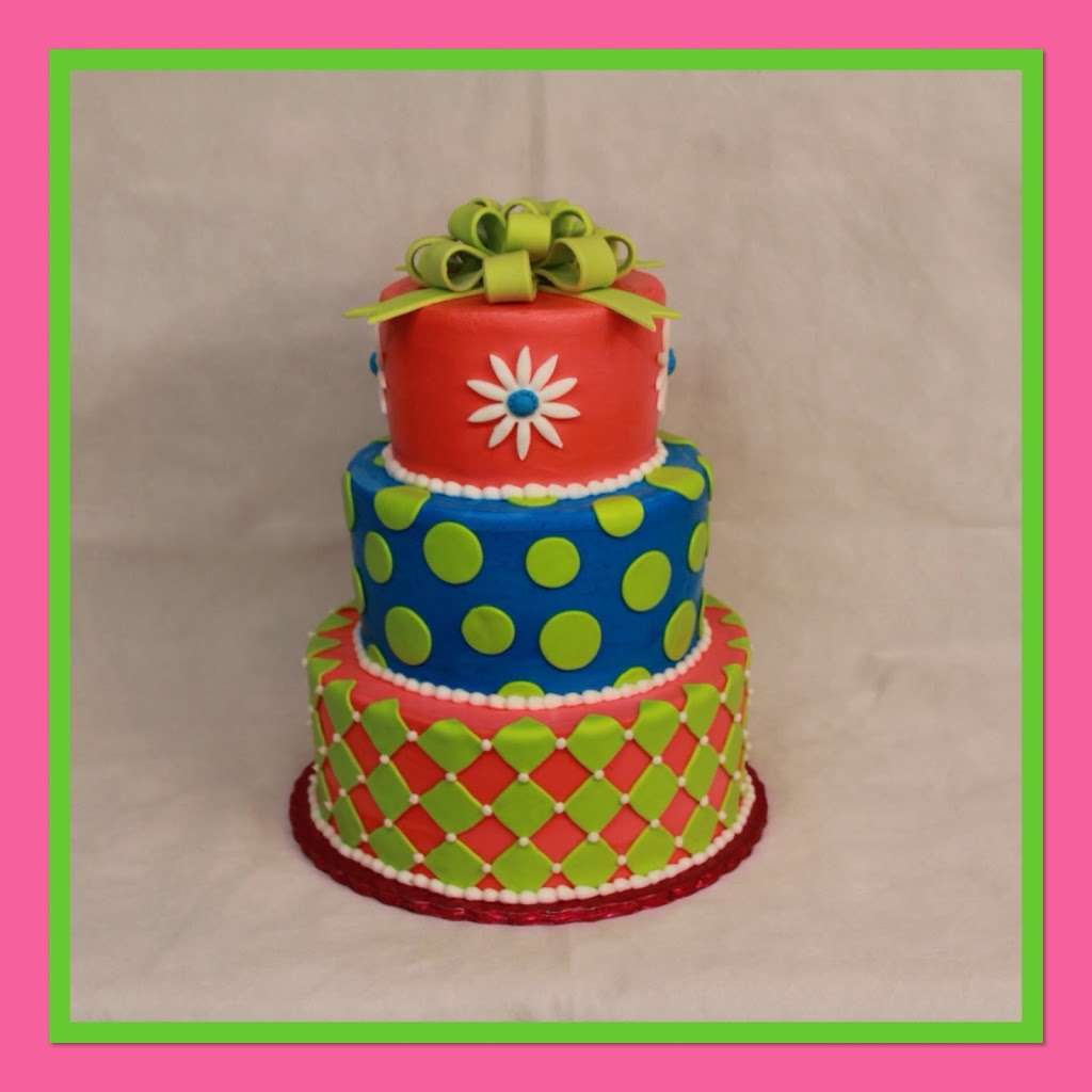 Lisas Cakes | 18285 Nike Base Road, Lawson, MO 64062, USA | Phone: (816) 517-4098