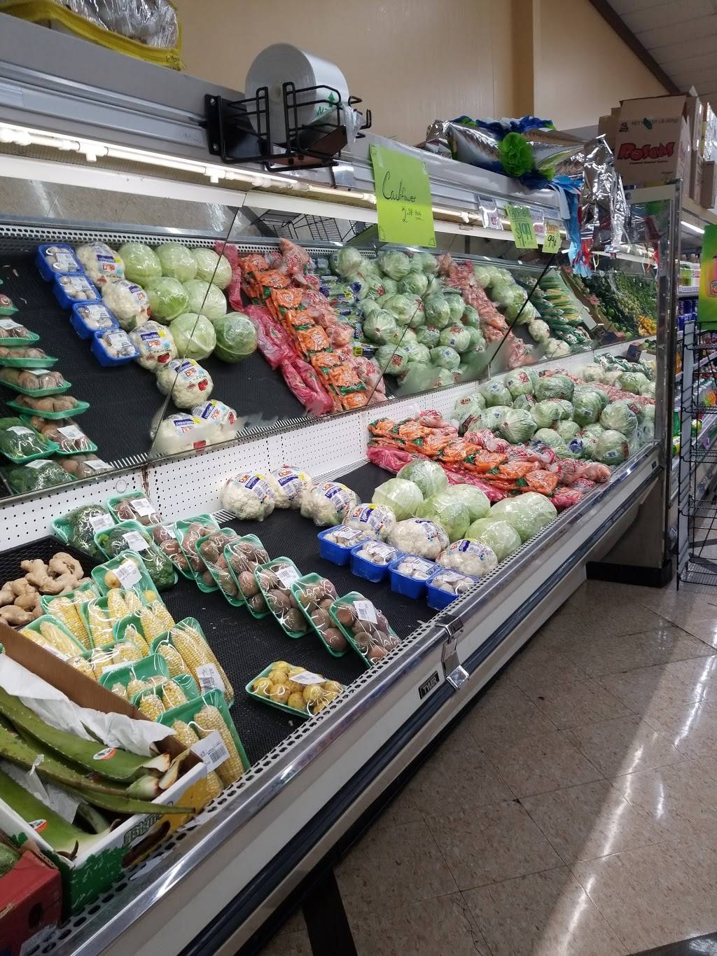 Georges International Grocery | 2021 Broadway, Fort Wayne, IN 46802, USA | Phone: (260) 420-5565