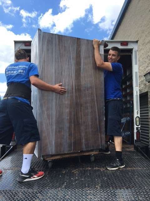 Available Movers USA | 21530 Blackwood Ct Suite 150, Sterling, VA 20166, United States | Phone: (703) 232-1561