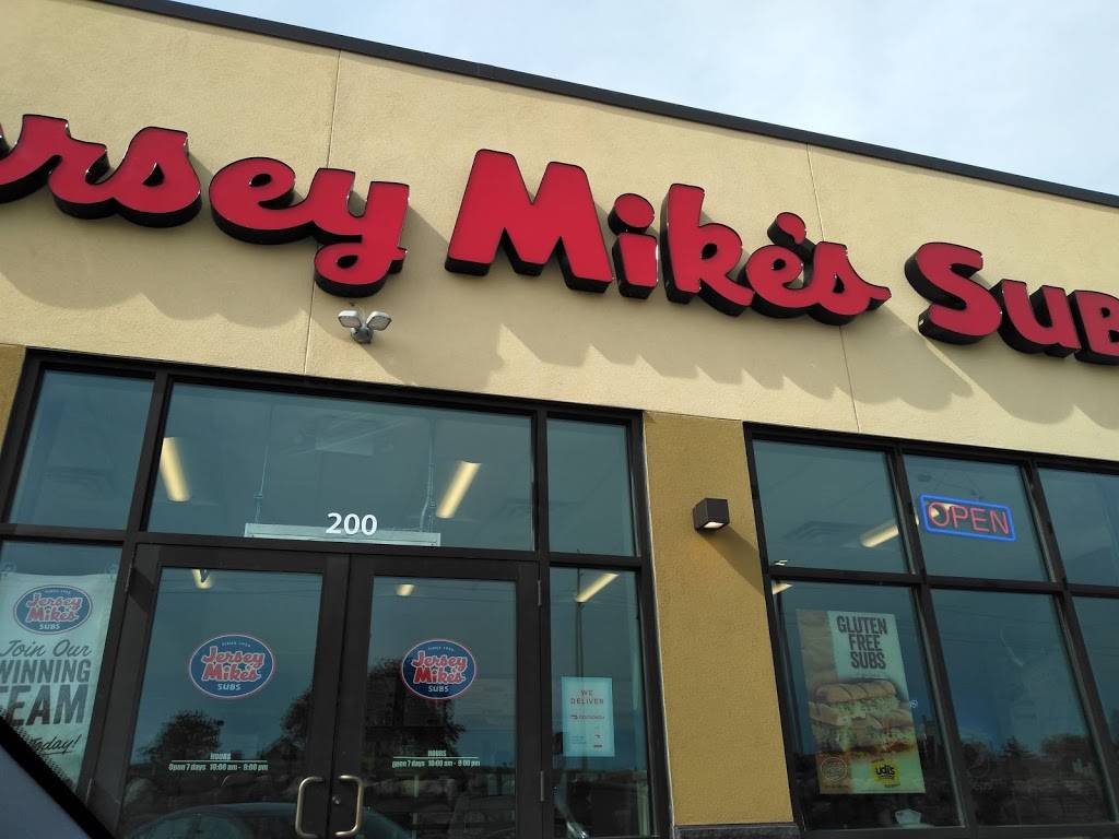 Jersey Mikes Subs | 1404 County Rd 42 W, Burnsville, MN 55337, USA | Phone: (952) 681-7027