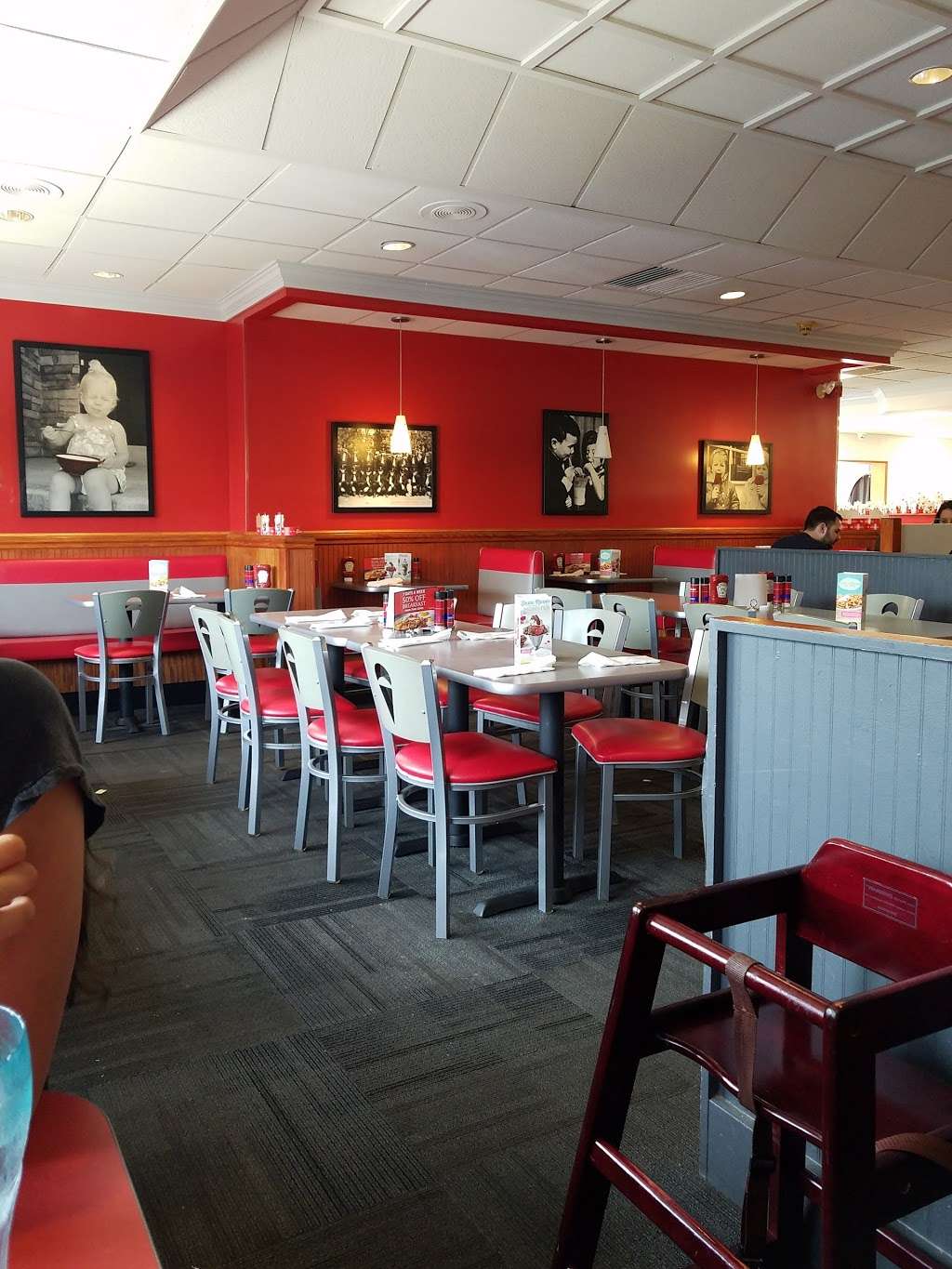 Friendlys | 3047 NJ-38, Mt Laurel, NJ 08054, USA | Phone: (856) 722-7557