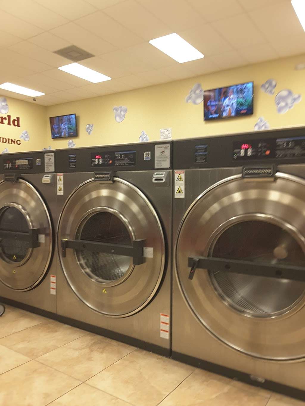 Laundry World | 1198 N Federal Hwy, Pompano Beach, FL 33062