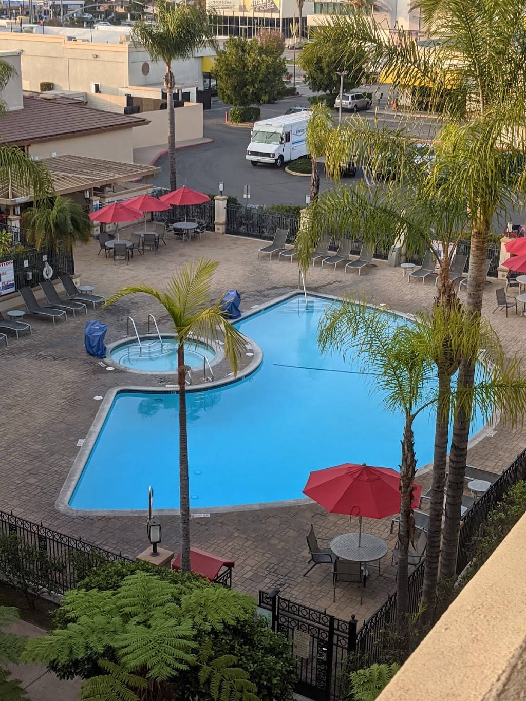 Fairfield Inn & Suites by Marriott Anaheim North/Buena Park | 7828 Orangethorpe Ave, Buena Park, CA 90621, USA | Phone: (714) 670-7200