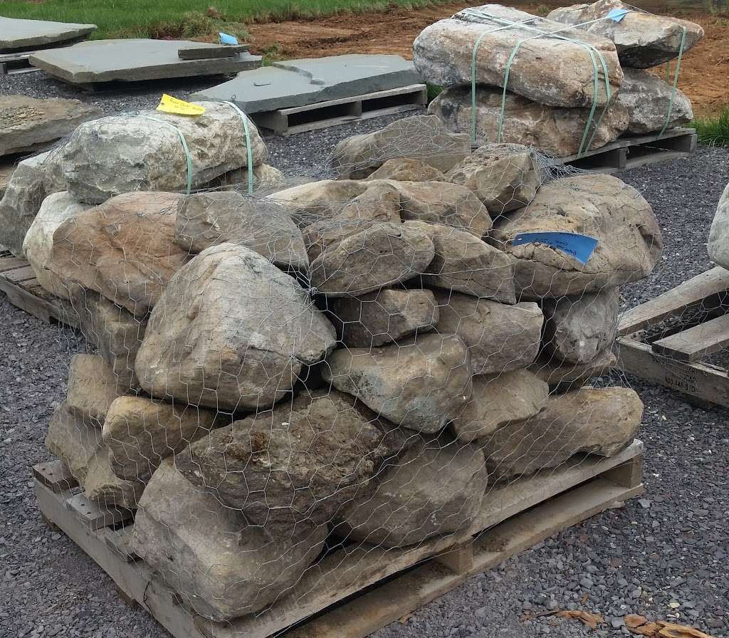 Elkwood Stone & Mulch | 13715 Berry Hill Rd, Elkwood, VA 22718, USA | Phone: (540) 829-9273