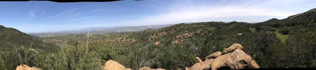 China Flats Loop Lookout | Oak Park, CA 91377, USA