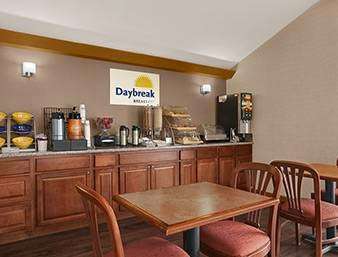 Days Inn by Wyndham Middletown | 4939 NY-17M, New Hampton, NY 10958, USA | Phone: (845) 374-2411