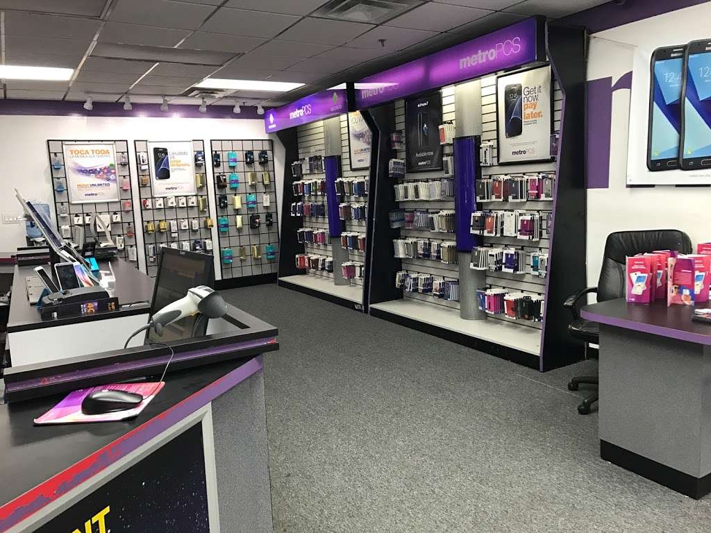 Metro by T-Mobile | 1789 Dutch Broadway, Elmont, NY 11003, USA | Phone: (516) 502-4550