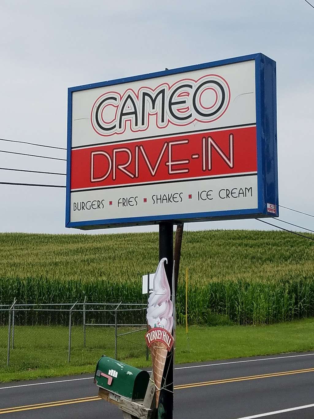 Cameo Drive-In Restaurant | 1409-1425 Carlisle Rd, Aspers, PA 17304, USA | Phone: (717) 677-0567