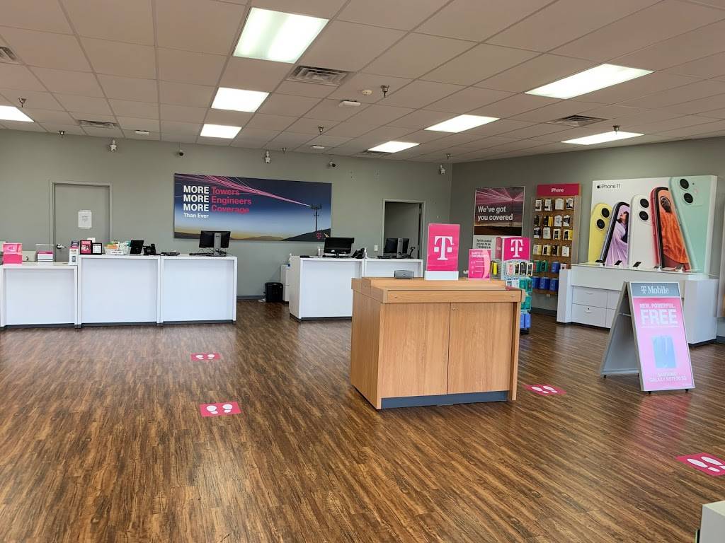 T-Mobile | 2262 Lebanon Pike, Nashville, TN 37214, USA | Phone: (615) 371-5189