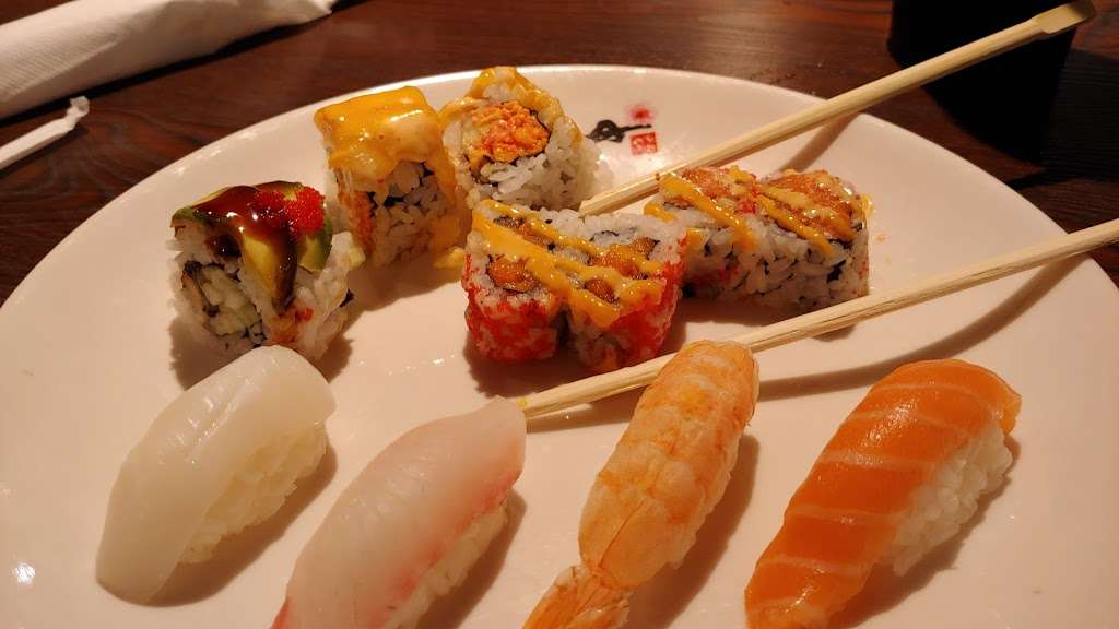 Sakura Sushi & Grill Seafood Buffet | 1345 US-1, North Brunswick Township, NJ 08902, USA | Phone: (732) 354-3118