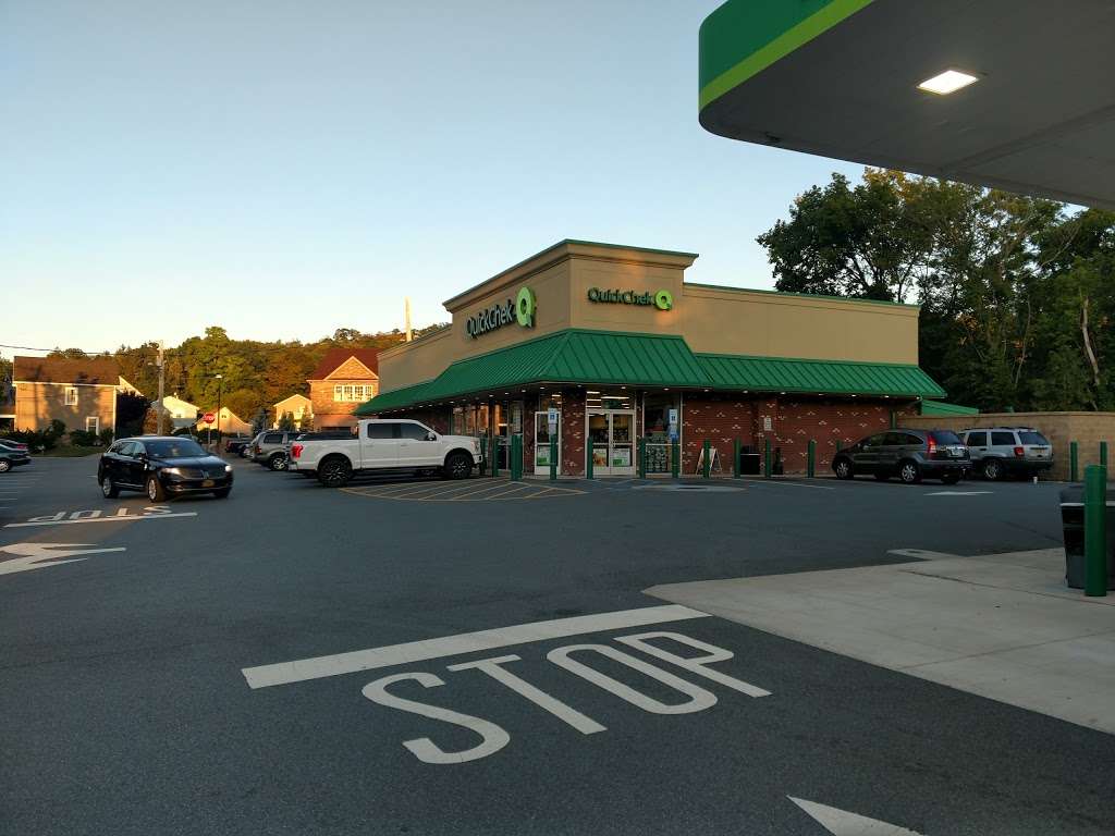 QuickChek | 132 Hamburg Turnpike, Bloomingdale, NJ 07403 | Phone: (973) 838-9880