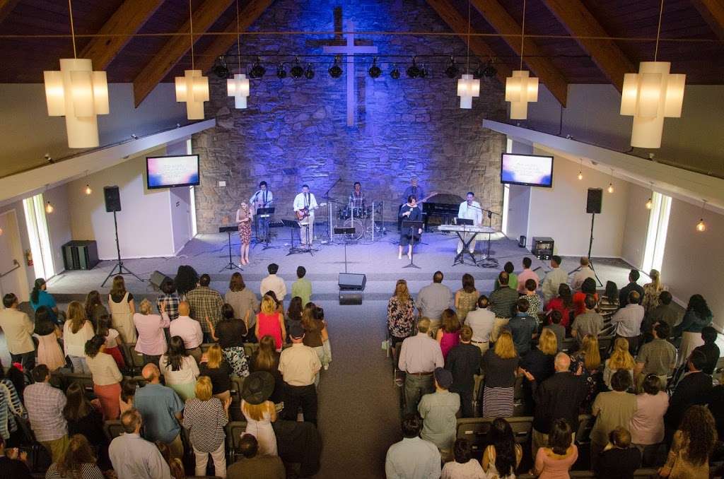 Broad River Church | 163 New Canaan Ave, Norwalk, CT 06850, USA | Phone: (203) 846-9593