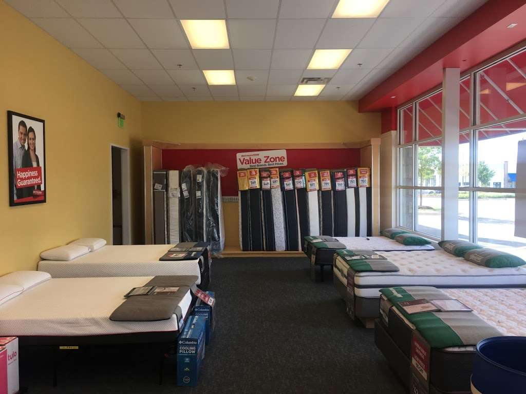 Mattress Firm Clearance | 4801 Northwest Hwy, Crystal Lake, IL 60014, USA | Phone: (815) 459-1290