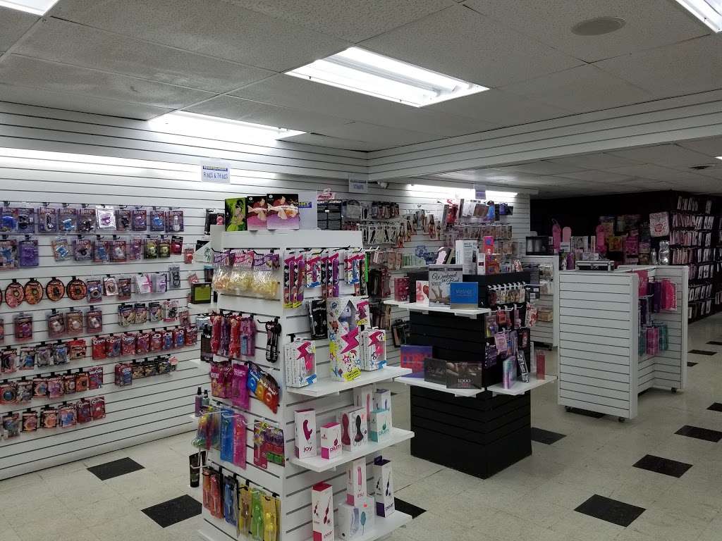 Moonlight Adult Boutique | 8910 E US Hwy 40, Kansas City, MO 64129 | Phone: (816) 255-3431