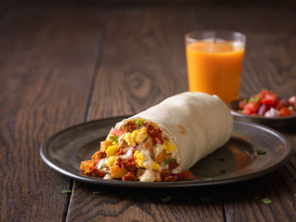 QDOBA Mexican Eats | 55 Rockafeller Rd Unit 10, Piscataway Township, NJ 08854, USA | Phone: (732) 839-2024