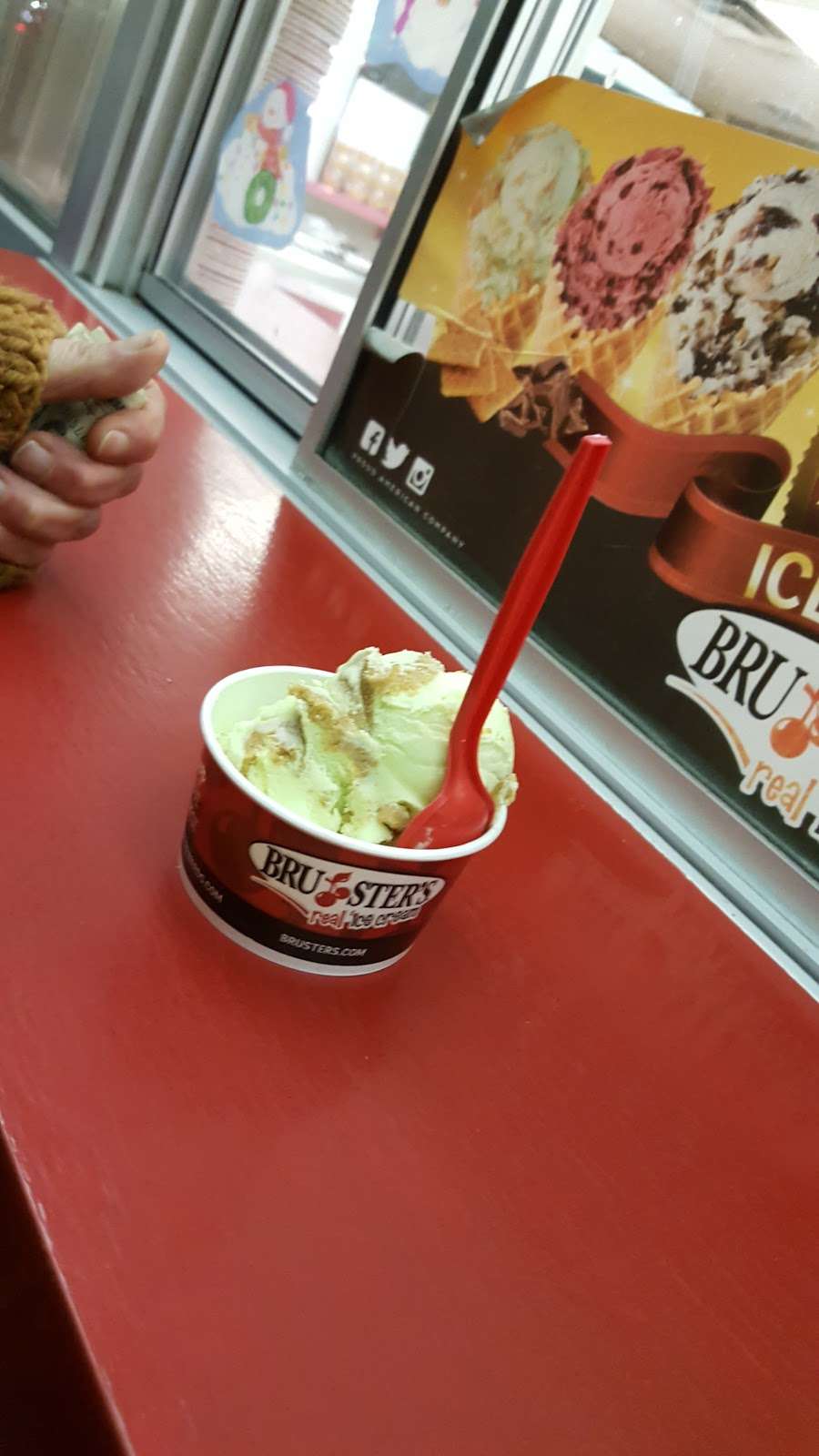 Brusters Real Ice Cream | 2394 Pulaski Hwy, Newark, DE 19702 | Phone: (302) 834-0334