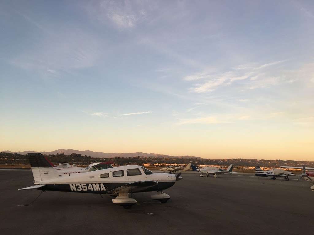 Camarillo Flight Instruction | 425 Durley Ave, Camarillo, CA 93010, USA | Phone: (805) 233-7601