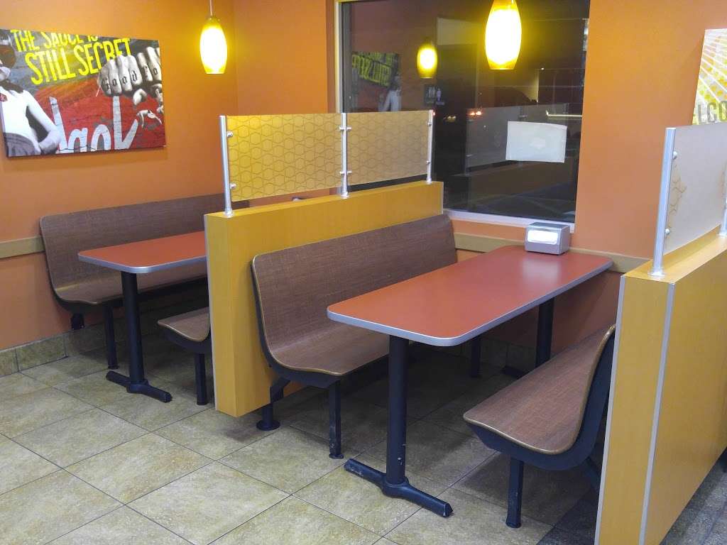 Jack in the Box | 15750 South Fwy, Pearland, TX 77584 | Phone: (979) 583-2187