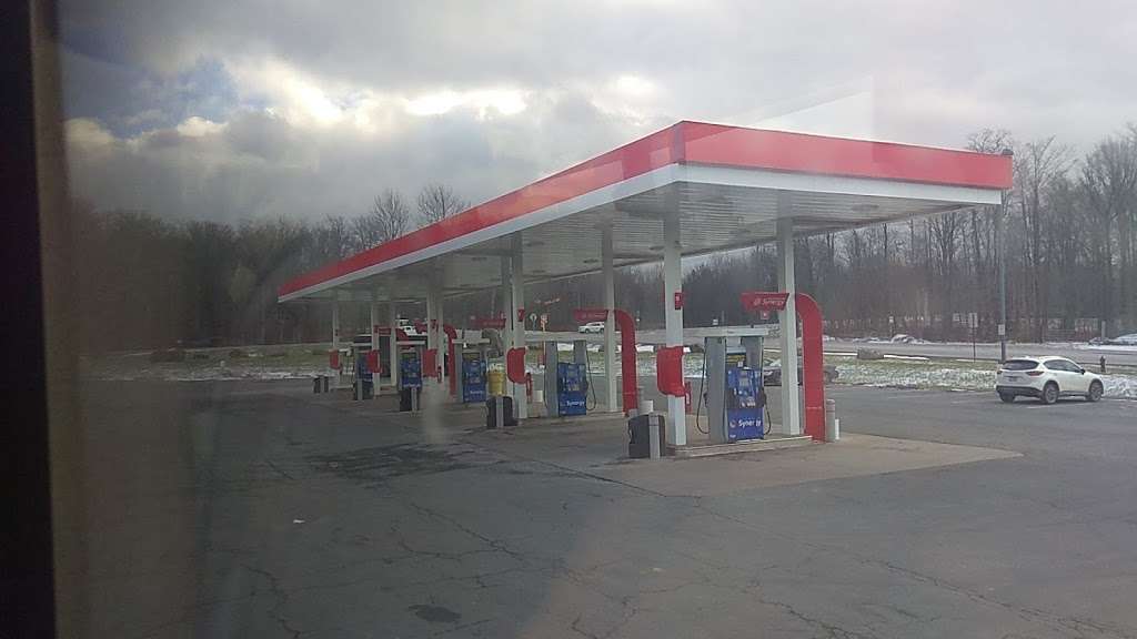 Exxon | 17 Main St, Gouldsboro, PA 18424, USA | Phone: (570) 842-2211
