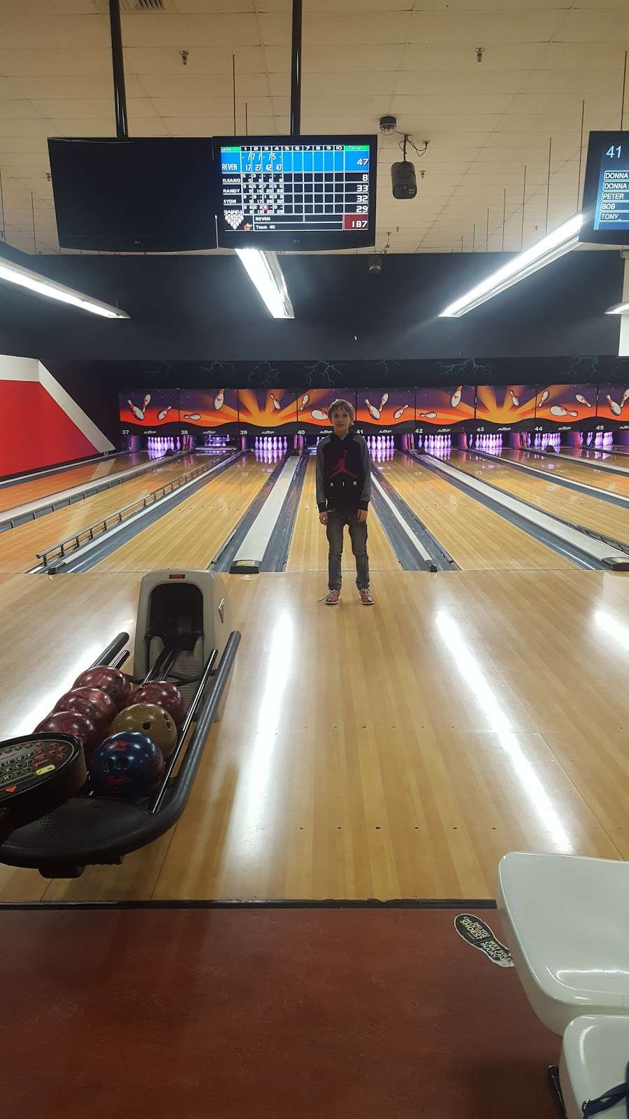 AMF Carolina Lanes | 11210 Brigman Rd, Matthews, NC 28105, USA | Phone: (704) 841-7606