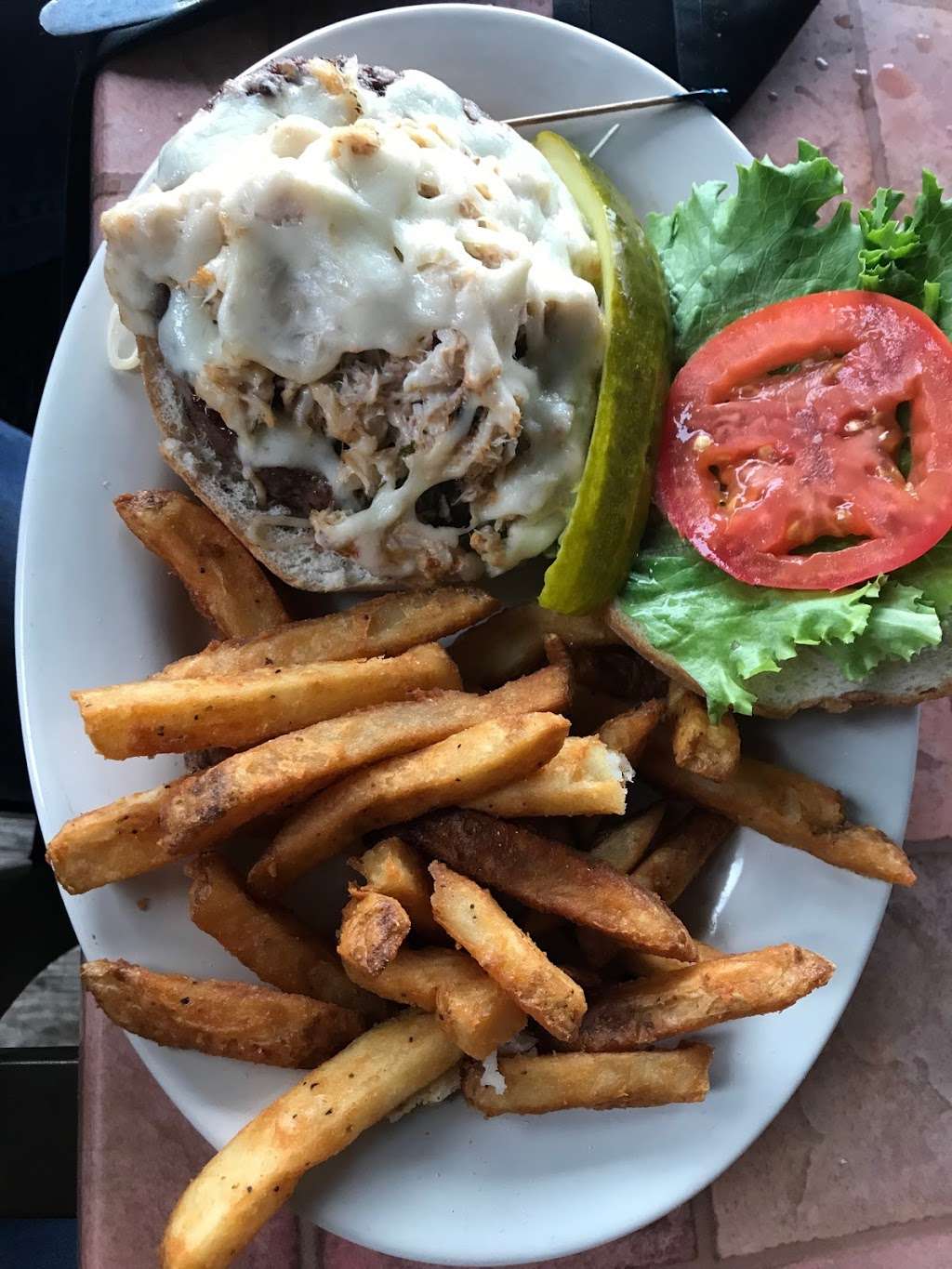 Nauti Goose Restaurant | 200 W Cherry St, North East, MD 21901, USA | Phone: (410) 287-7880
