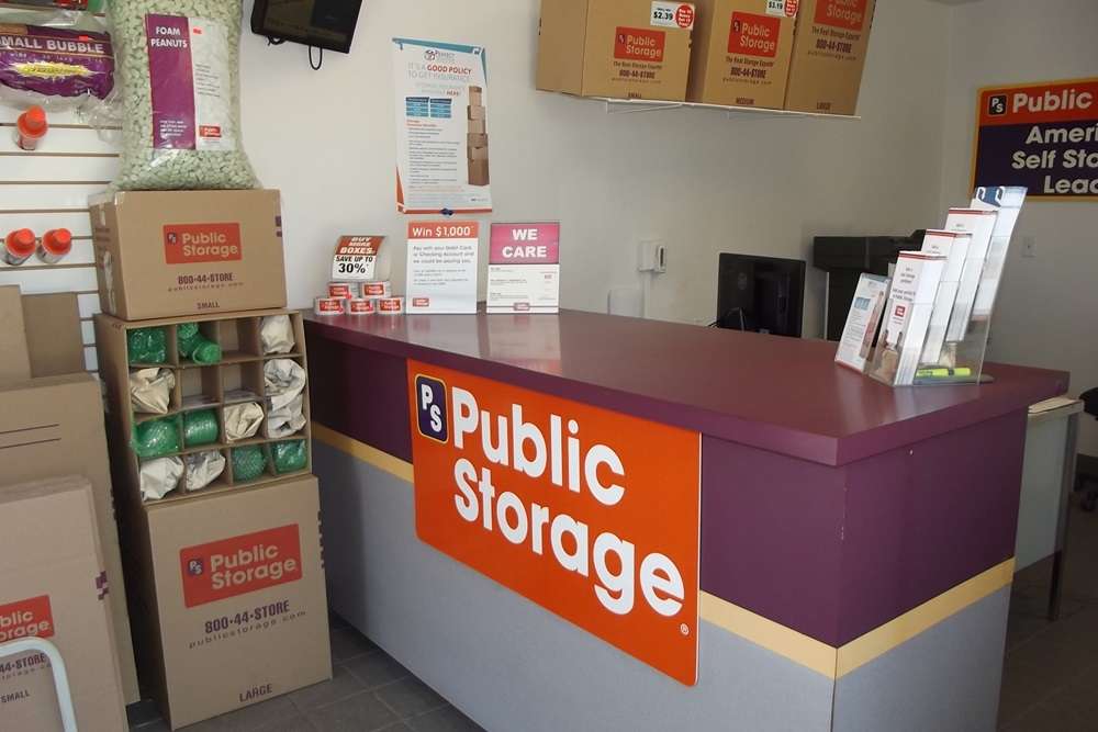 Public Storage | 5500 W Hampden Ave, Denver, CO 80227 | Phone: (720) 608-6962