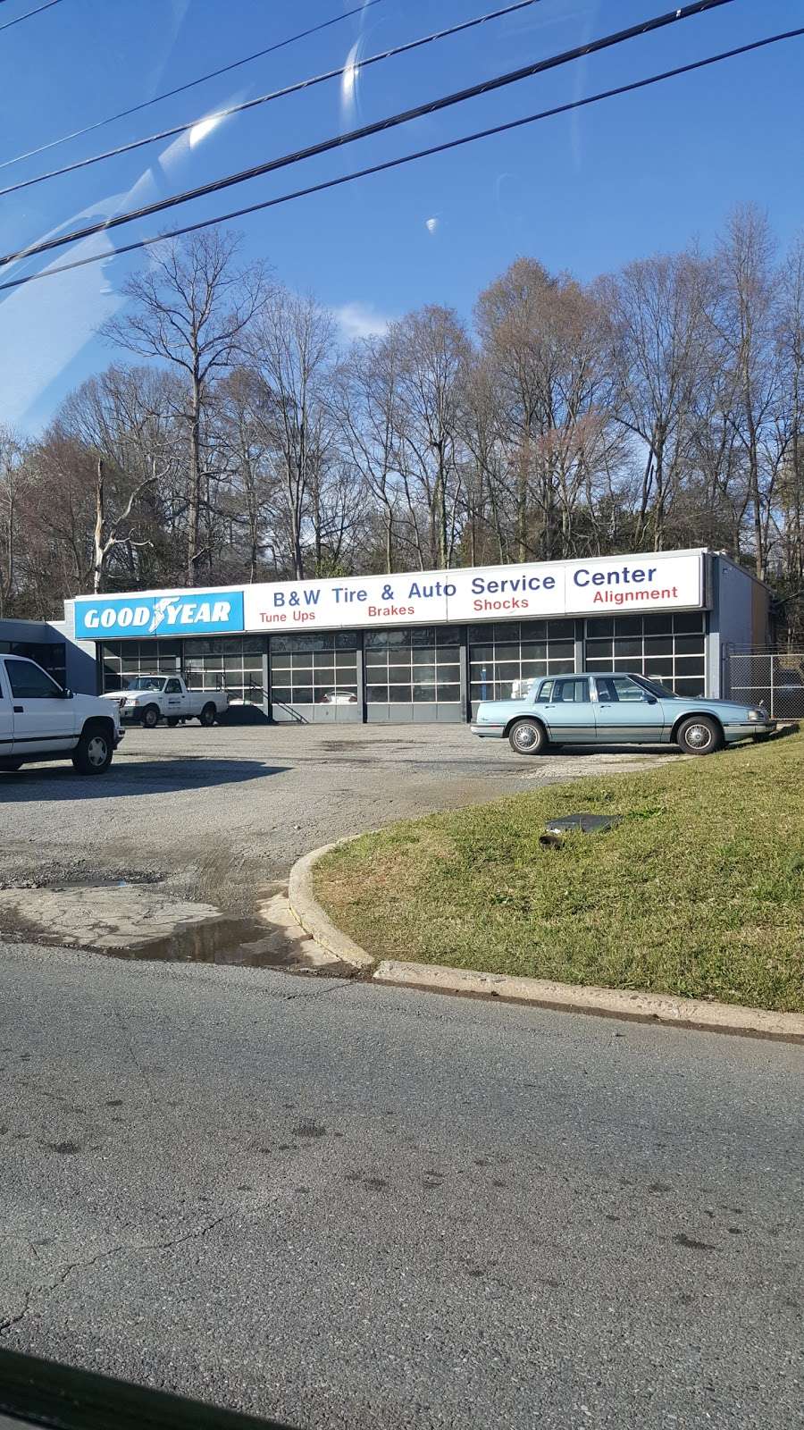 B&W Tire & Auto Service Center | 6837 Wilkinson Blvd, Belmont, NC 28012, USA | Phone: (704) 825-3371